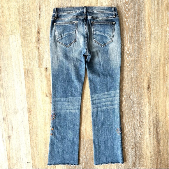 Driftwood Kelly Embroidered Jeans, pre-loved Size 27 with custom cut hem - Picture 2 of 12